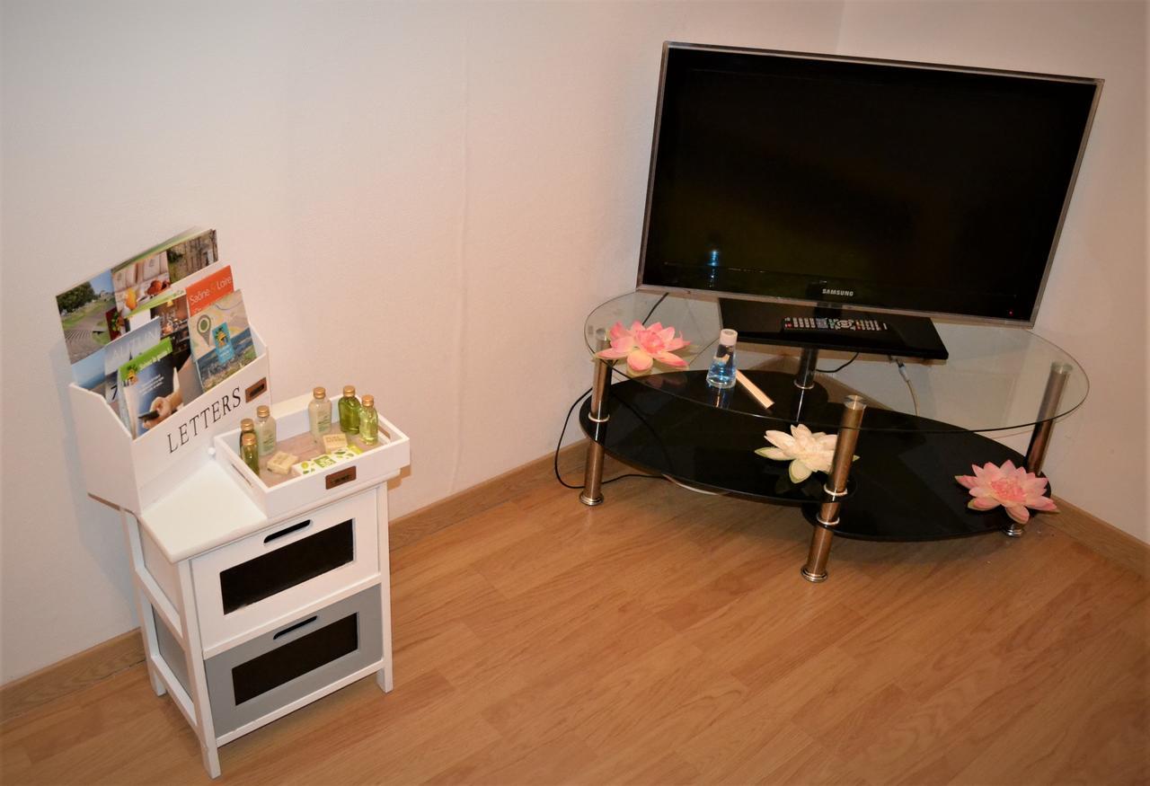 Chambre D'Hotes Lidia Отон Екстериор снимка